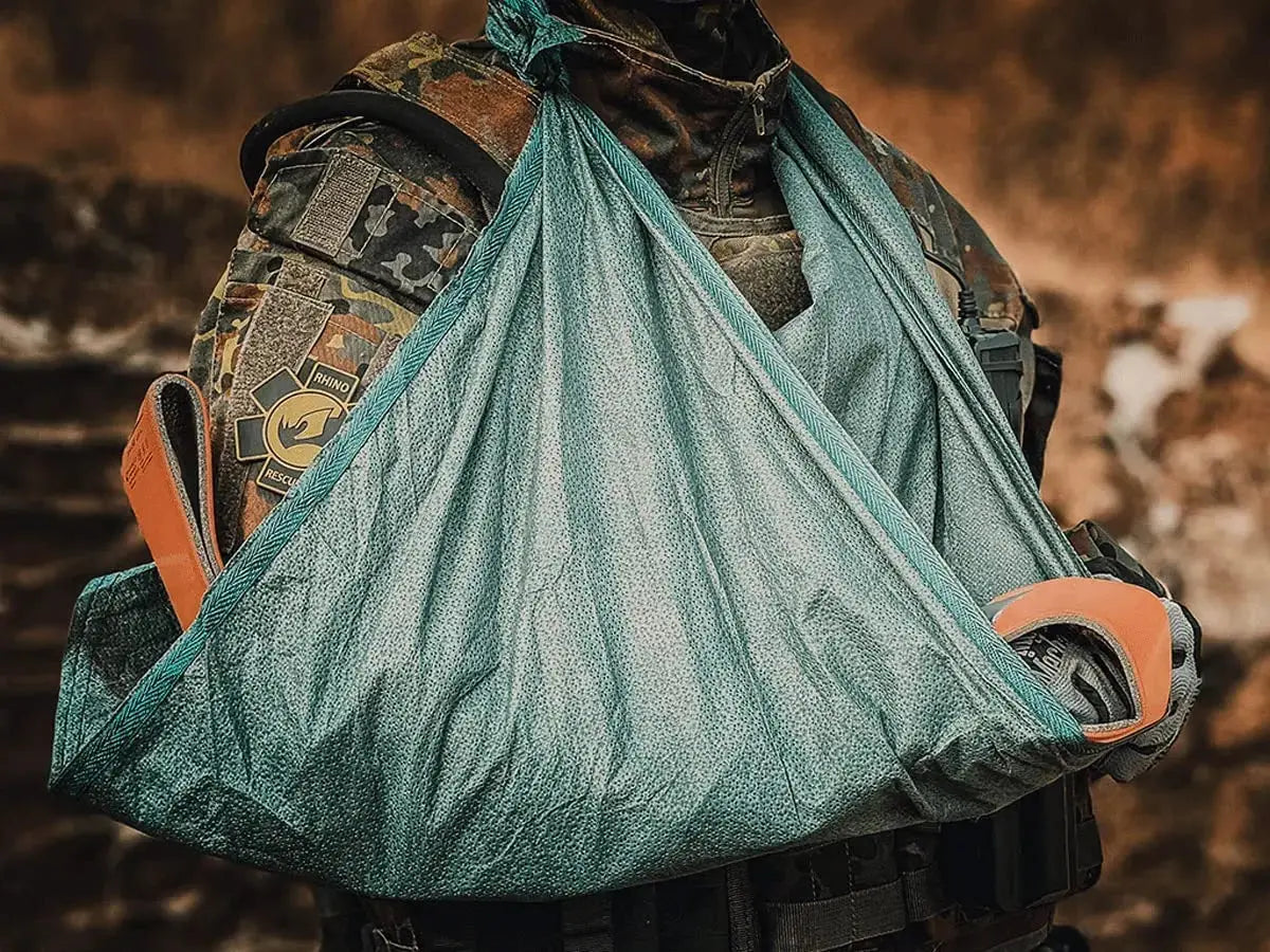 Attelle rigide pliable pour premiers secours et immobilisation membre Zone Tactique