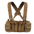Gilet tactique chest rig avec poches avant et portes chargeurs 