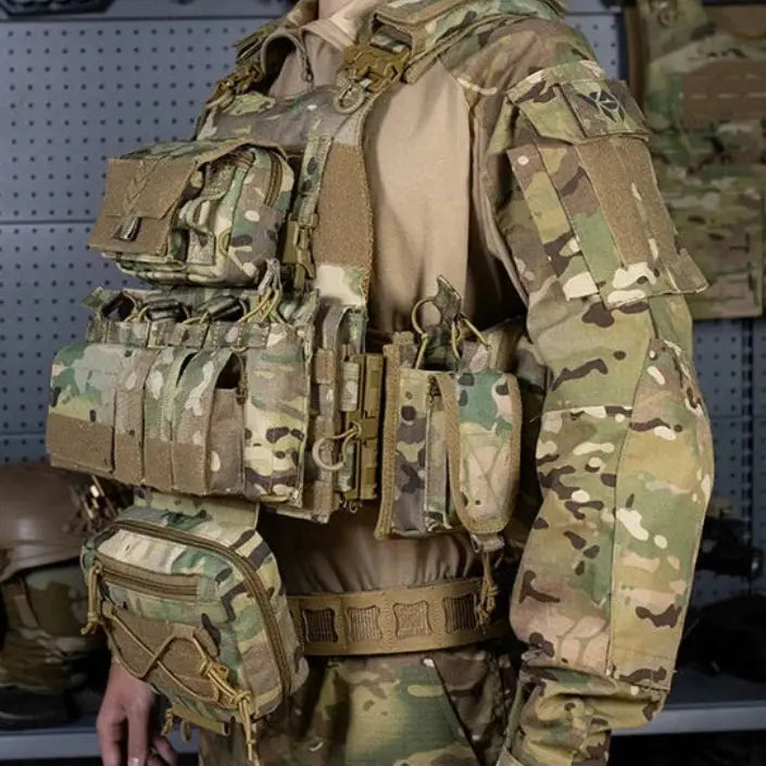 Gilet tactique modulaire avec nombreuses poches et ceinture intégrée - Zone Tactique