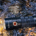 Lampe torche tactique compacte haute luminosité usage terrain Zone Tactique