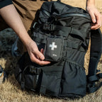Pochette médicale tactique compacte avec croix identification 