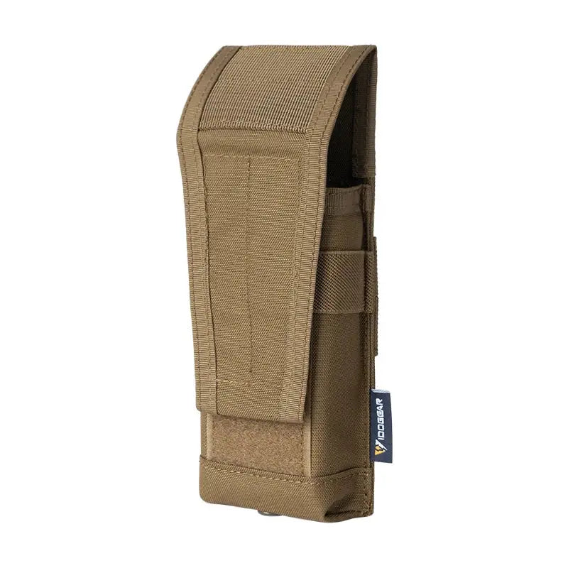 Porte chargeur 5.56 simple MOLLE fermé par grand rabat VELCRO Zone Tactique