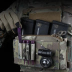 Support cyalume tactique MOLLE pour signalisation terrain Zone Tactique